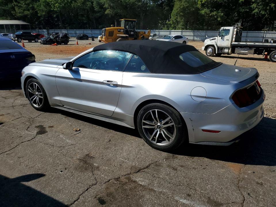 69212326 :رقم المزاد ، 1FATP8UH3F5382999 vin ، 2015 Ford Mustang مزاد بيع
