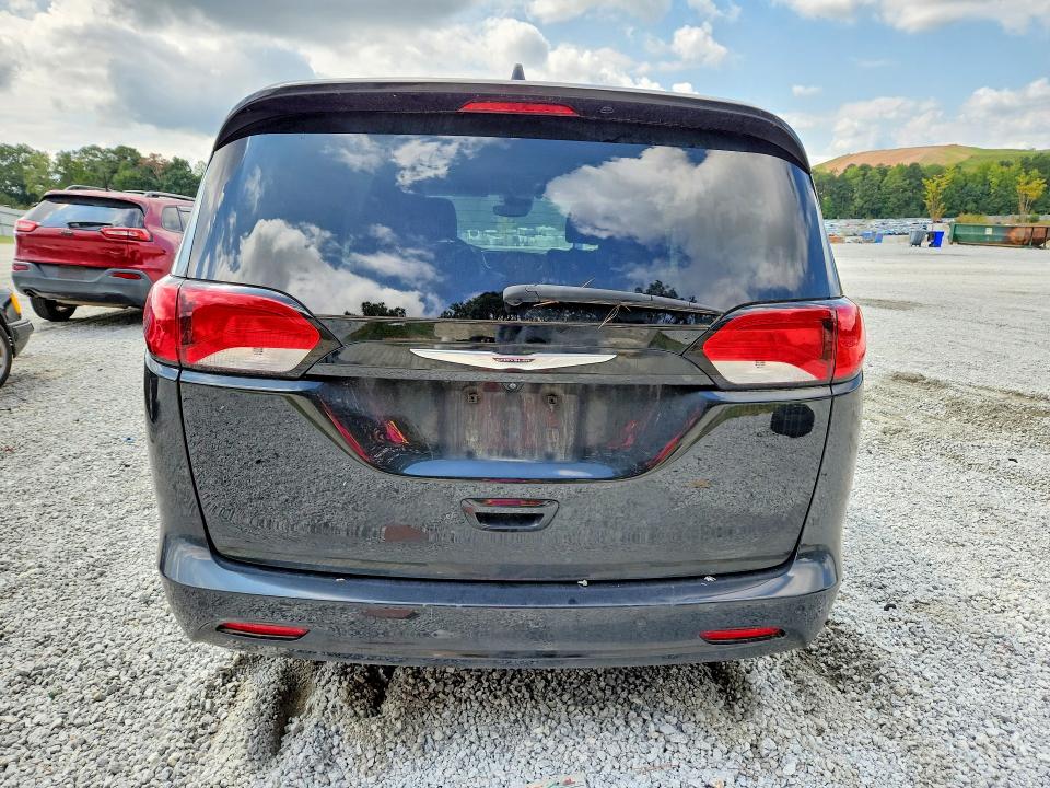 69853046 :رقم المزاد ، 2C4RC1CG2NR145177 vin ، 2022 Chrysler Voyager مزاد بيع