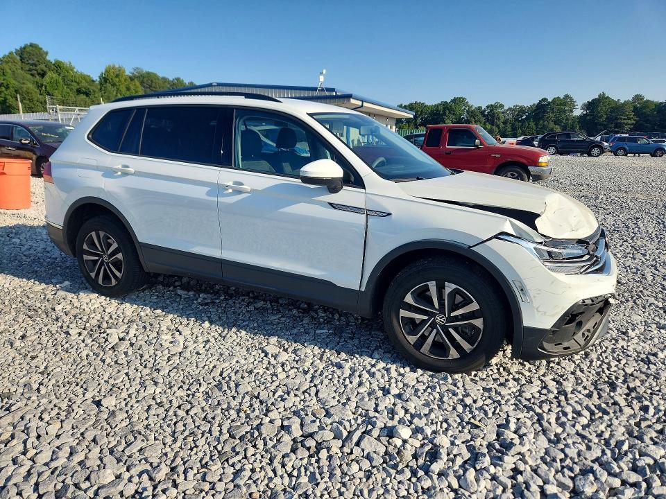 67244156 :رقم المزاد ، 3VV0B7AX4NM170737 vin ، 2022 Volkswagen Tiguan مزاد بيع