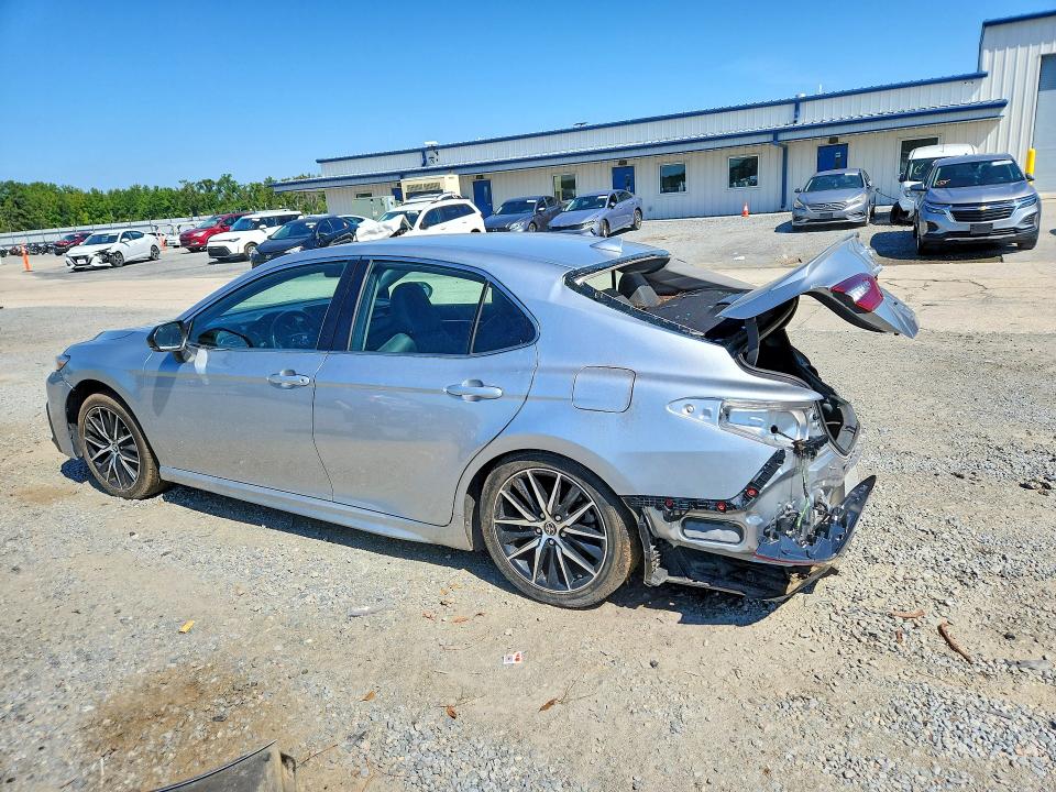 Продаж на аукціоні авто 2023 Toyota Camry, vin: 4T1G11AK6PU786774, номер лоту: 68826056