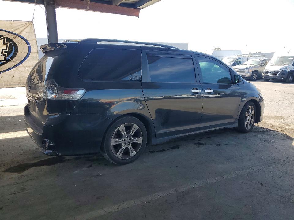 Продаж на аукціоні авто 2013 Toyota Sienna, vin: 5TDXK3DC0DS313695, номер лоту: 70543096