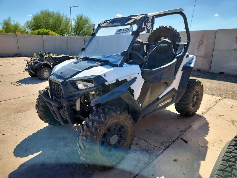 69526786 :رقم المزاد ، 3NSVBA872FF432685 vin ، 2015 Polaris Razor مزاد بيع