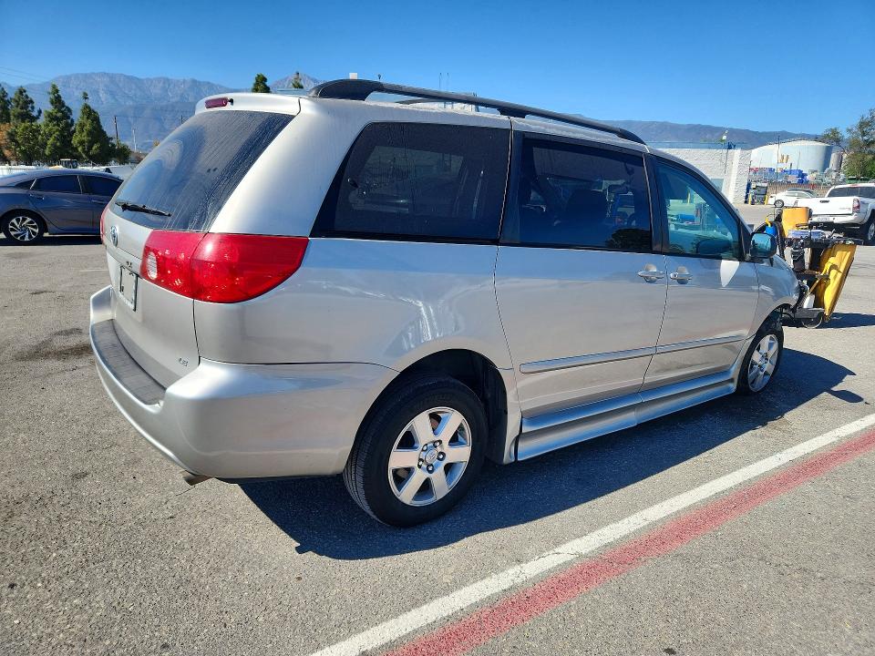 2008 Toyota Sienna მანქანა იყიდება აუქციონზე, vin: 5TDZK23C48S168008, აუქციონის ნომერი: 68058356