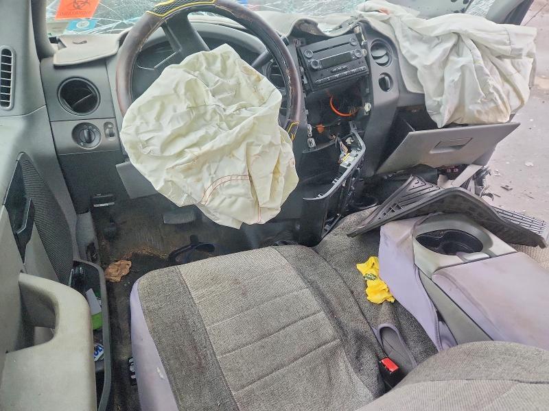 68856176 :رقم المزاد ، 1FTRX14W25NB03518 vin ، 2005 Ford F150 مزاد بيع