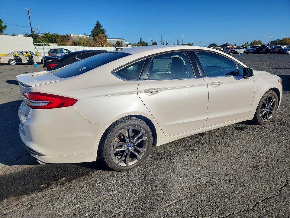 2018 Ford Fusion მანქანა იყიდება აუქციონზე, vin: 3FA6P0H71JR184783, აუქციონის ნომერი: 71181216