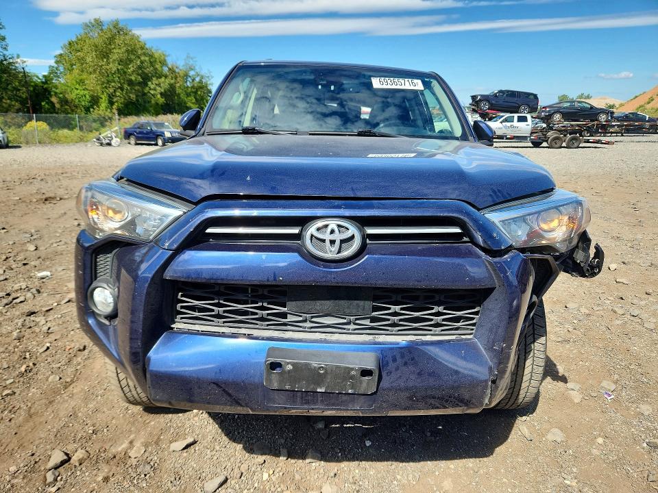 Auction sale of the 2020 Toyota 4runner, vin: JTEBU5JR8L5747808, lot number: 69365716
