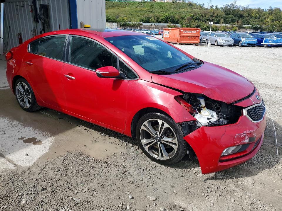 70922806 :رقم المزاد ، KNAFZ4A87F5316127 vin ، 2015 Kia Forte مزاد بيع