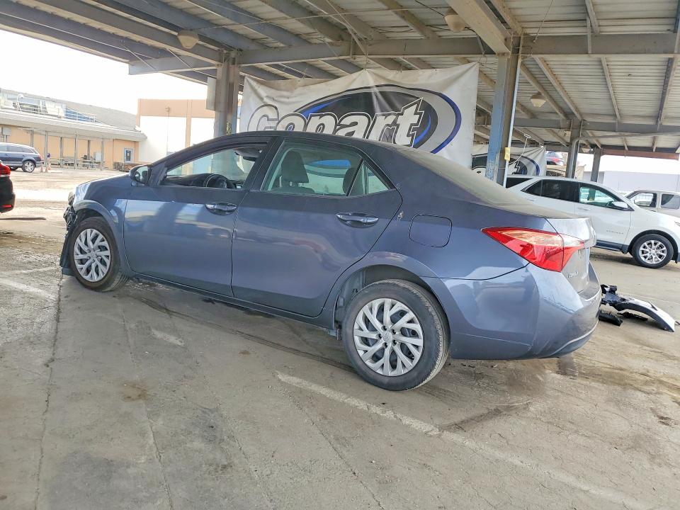 67697186 :رقم المزاد ، 2T1BURHE5JC079948 vin ، 2018 Toyota Corolla مزاد بيع