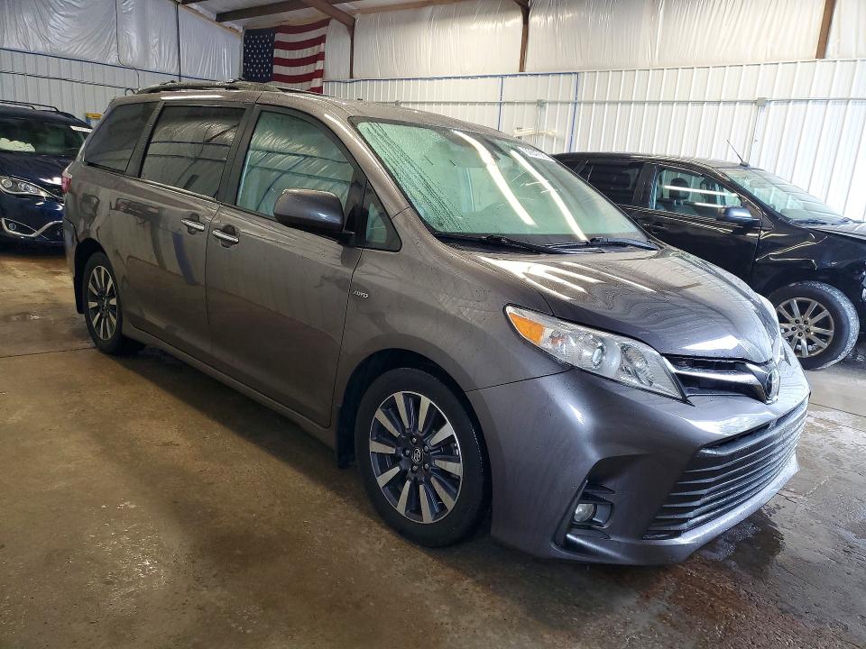 Продаж на аукціоні авто 2019 Toyota Sienna, vin: 5TDDZ3DC6KS227092, номер лоту: 69847566