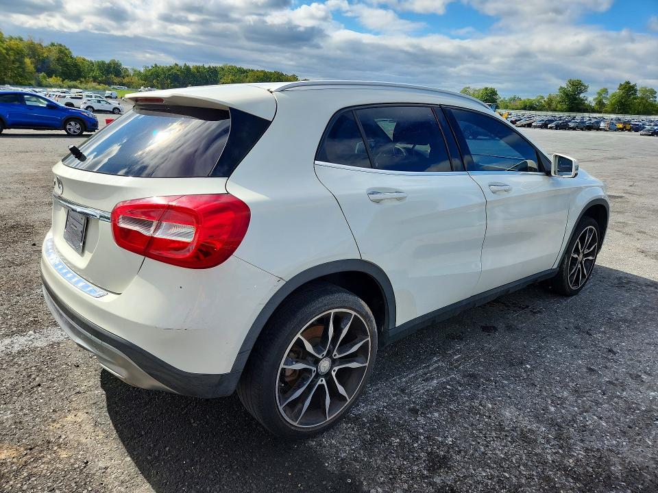 Aukcja sprzedaży 2017 Mercedes-benz Gla, vin: WDCTG4EB5HJ333868, numer aukcji: 70945636