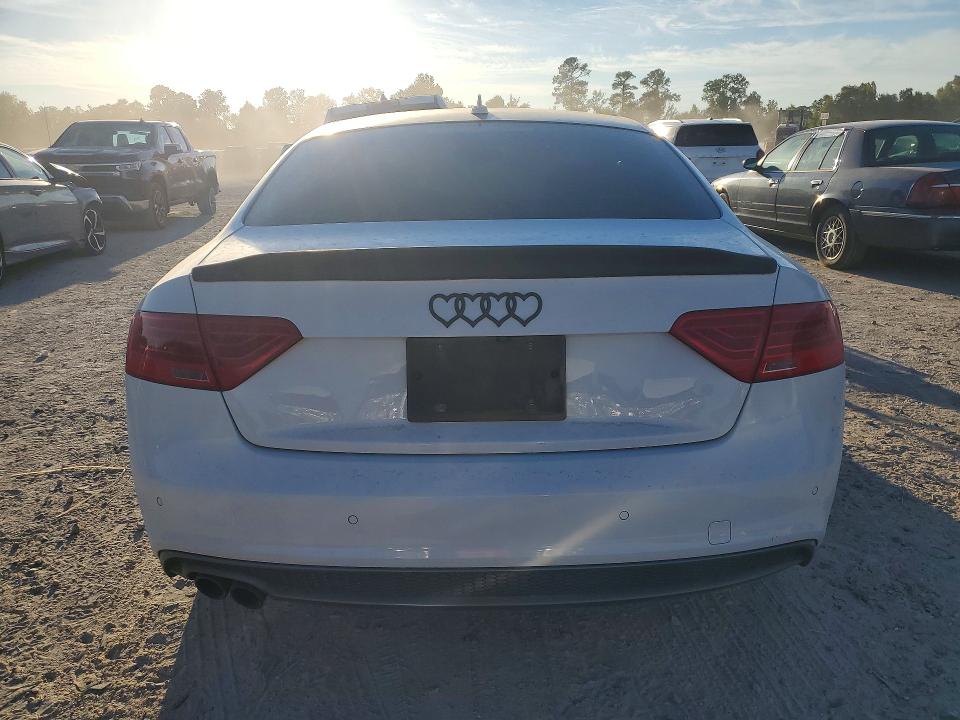 2016 Audi A5 მანქანა იყიდება აუქციონზე, vin: WAUM2AFR7GA050029, აუქციონის ნომერი: 70287396