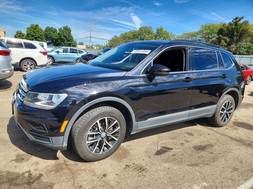 70531306 :رقم المزاد ، 3VV2B7AX2MM096984 vin ، 2021 Volkswagen Tiguan مزاد بيع