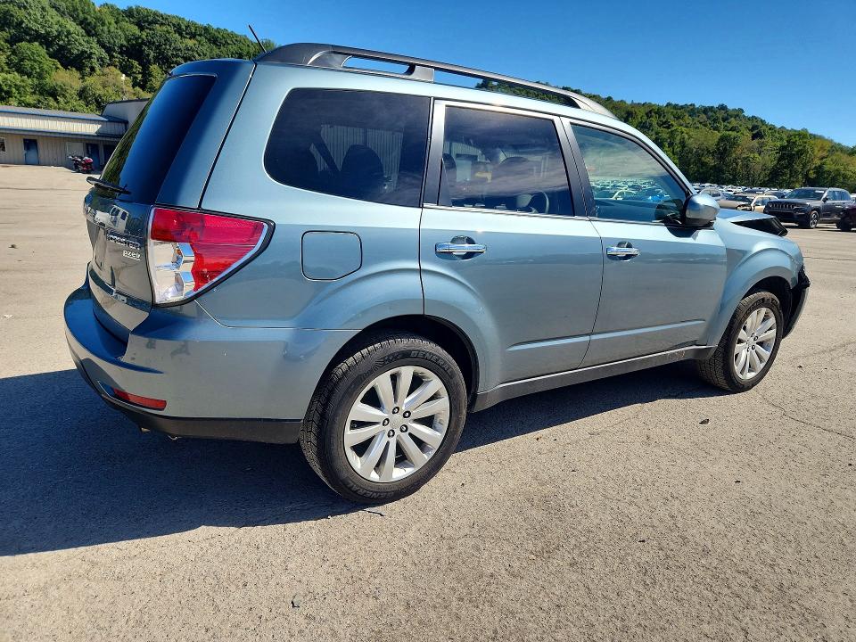 Продажа на аукционе авто 2011 Subaru Forester, vin: JF2SHADC1BH750587, номер лота: 69826366