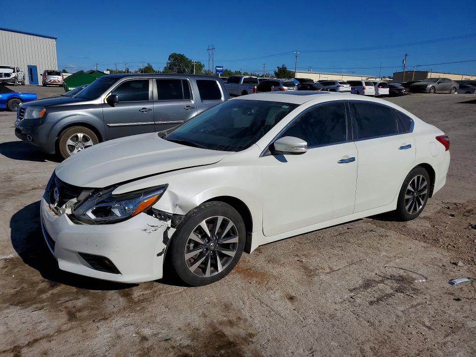 Продажа на аукционе авто 2016 Nissan Altima, vin: 1N4AL3APXGC172687, номер лота: 67394996