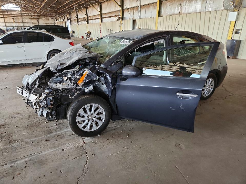 68826176 :رقم المزاد ، JTDKN3DP4E3060226 vin ، 2014 Toyota Prius Plug-in Hybrid مزاد بيع