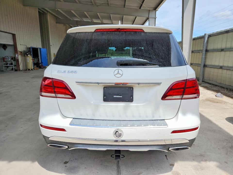 67394266 :رقم المزاد ، 4JGDA5JB9JB178695 vin ، 2018 Mercedes-benz Gle مزاد بيع