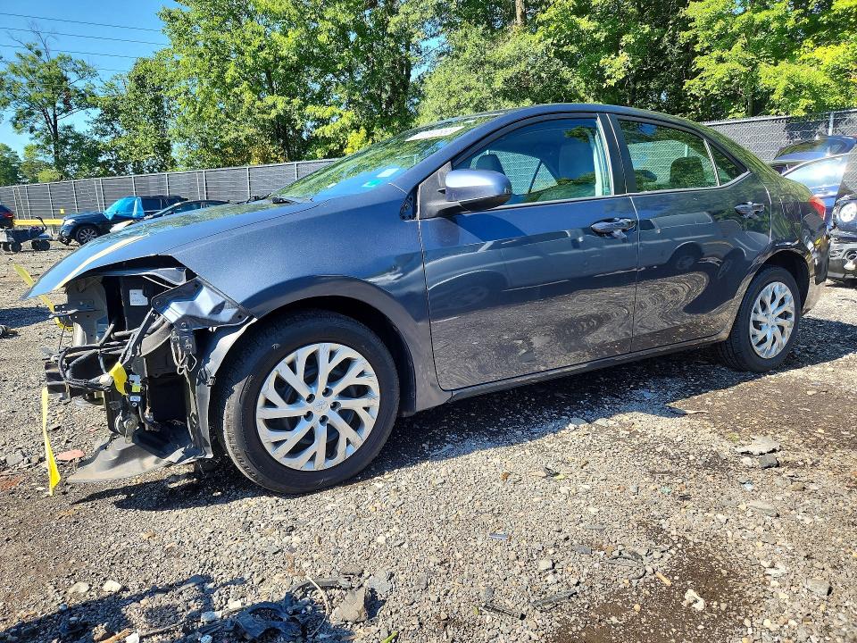 67597866 :رقم المزاد ، 2T1BURHE0HC922075 vin ، 2017 Toyota Corolla مزاد بيع