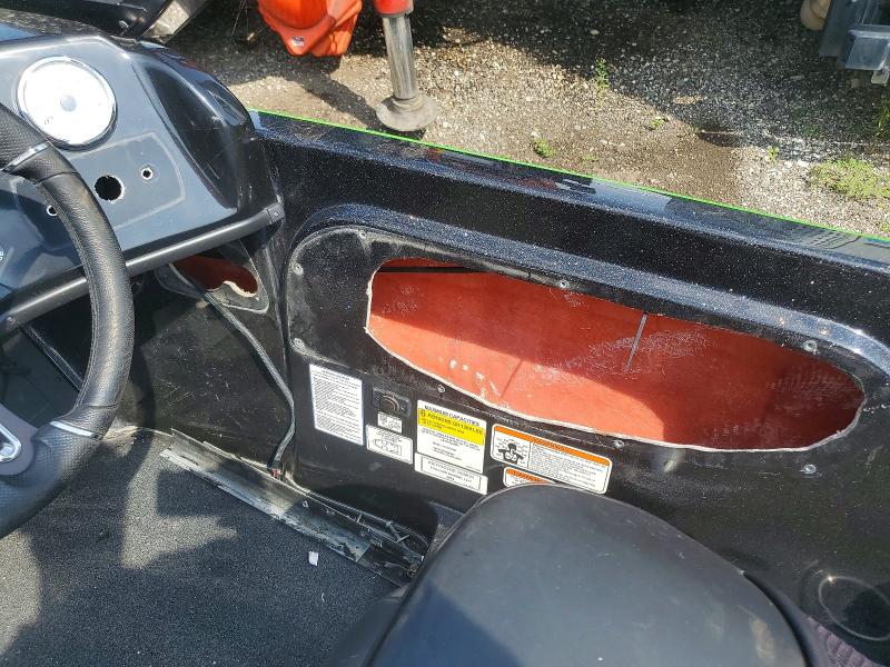 64222756 :رقم المزاد ، BUJ81036D717 vin ، 2017 Nitro Zv21 مزاد بيع