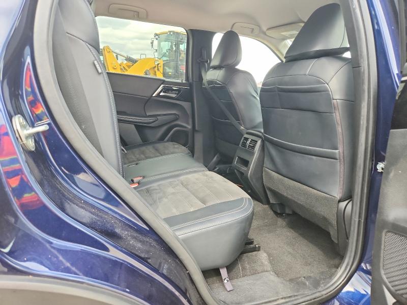71058796 :رقم المزاد ، JA4J3UA82PZ058943 vin ، 2023 Mitsubishi Outlander مزاد بيع