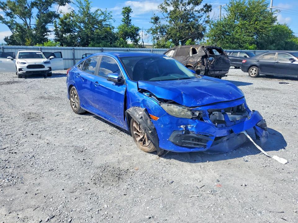 Продаж на аукціоні авто 2018 Honda Civic, vin: 19XFC2F71JE000065, номер лоту: 67265646