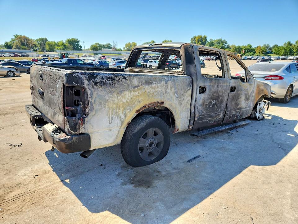 67798096 :رقم المزاد ، 1FTPW145X6FB10553 vin ، 2006 Ford F150 مزاد بيع