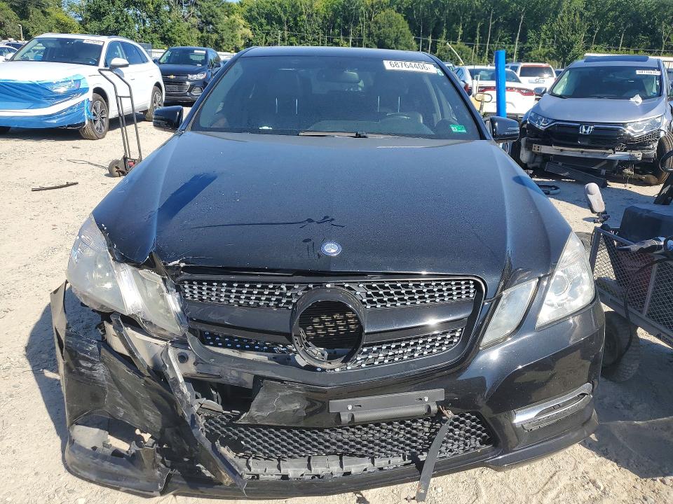 68764406 :رقم المزاد ، WDDHF8JB0CA631531 vin ، 2012 Mercedes-benz E مزاد بيع