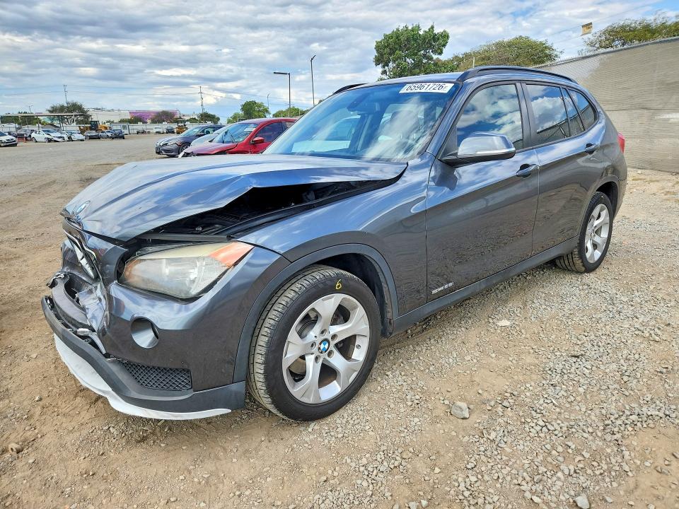 65961726 :رقم المزاد ، WBAVM1C57FV315376 vin ، 2015 Bmw X1 مزاد بيع