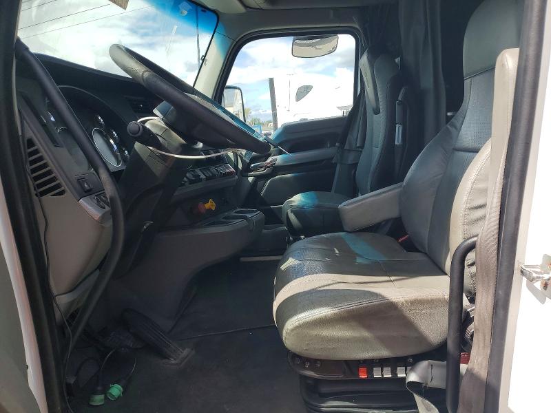 Продажа на аукционе авто 2021 Kenworth Construction, vin: 1XKYDP9X2MJ439415, номер лота: 70295666