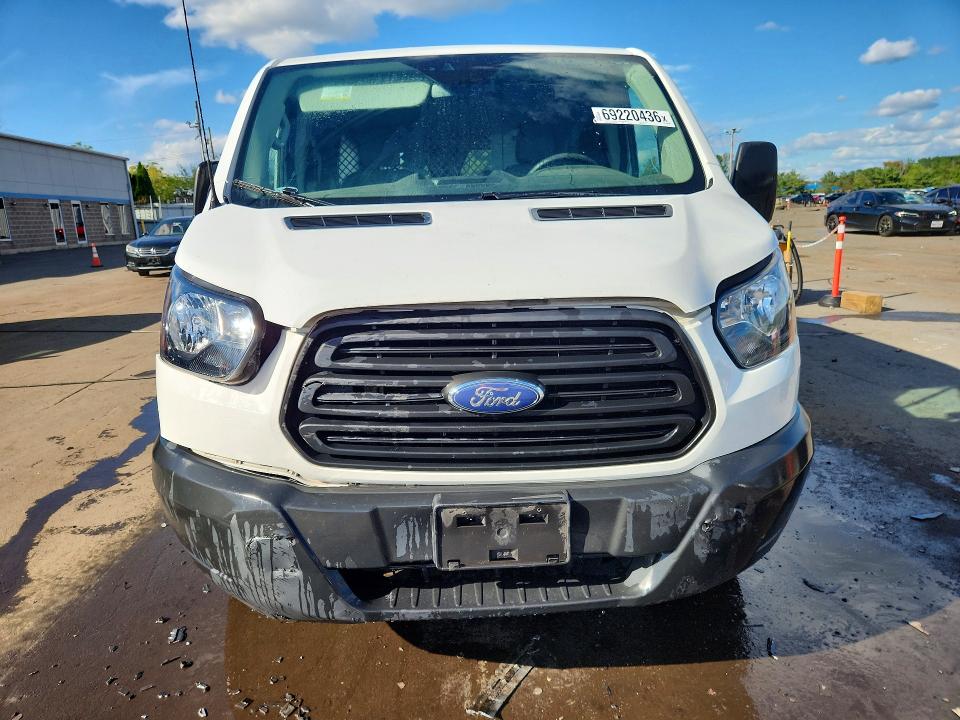 Продажа на аукционе авто 2019 Ford Transit, vin: 1FTYR1ZM1KKB81766, номер лота: 69220436