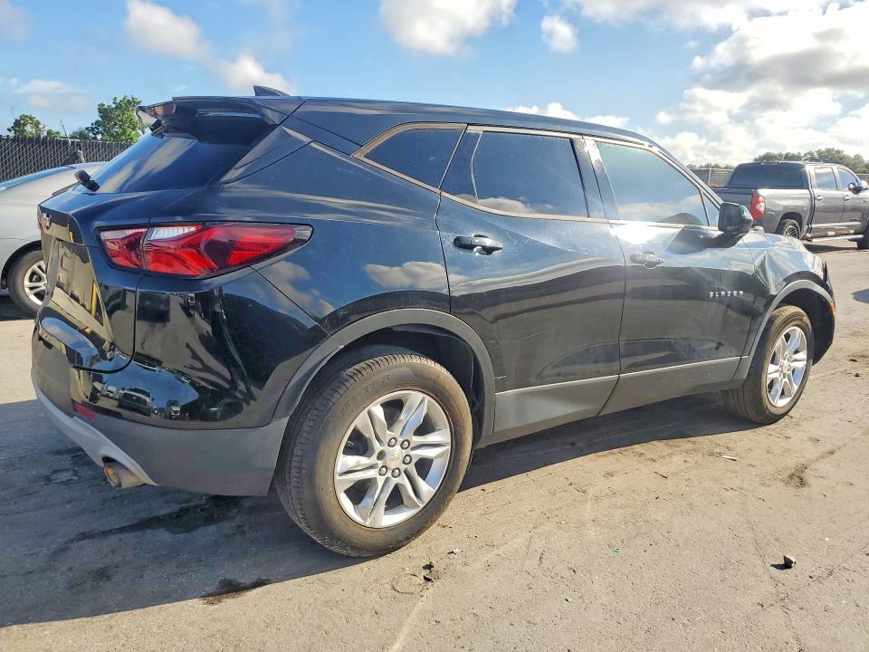 69796936 :رقم المزاد ، 3GNKBCR41LS680828 vin ، 2020 Chevrolet Blazer مزاد بيع