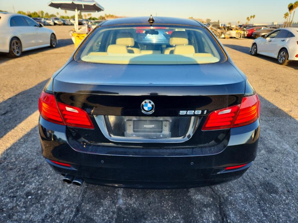 67389336 :رقم المزاد ، WBA5A5C54ED505561 vin ، 2014 Bmw 528i مزاد بيع