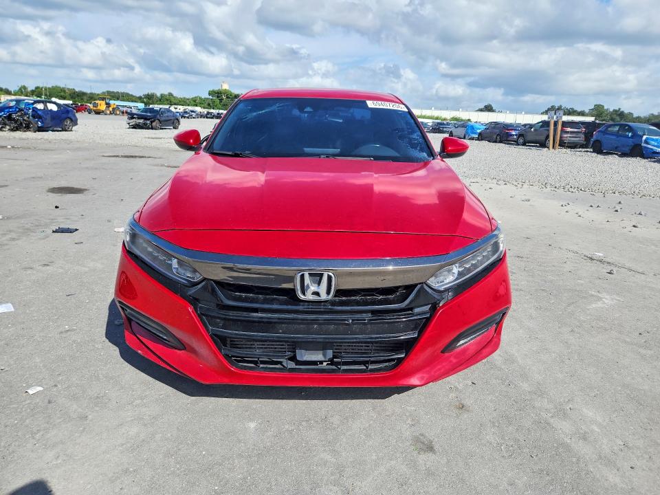 Продажа на аукционе авто 2018 Honda Accord, vin: 1HGCV1F35JA083556, номер лота: 69407206