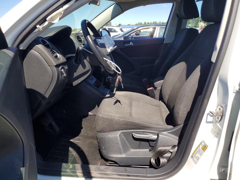 69246046 :رقم المزاد ، WVGBV7AX7HK054602 vin ، 2017 Volkswagen Tiguan مزاد بيع