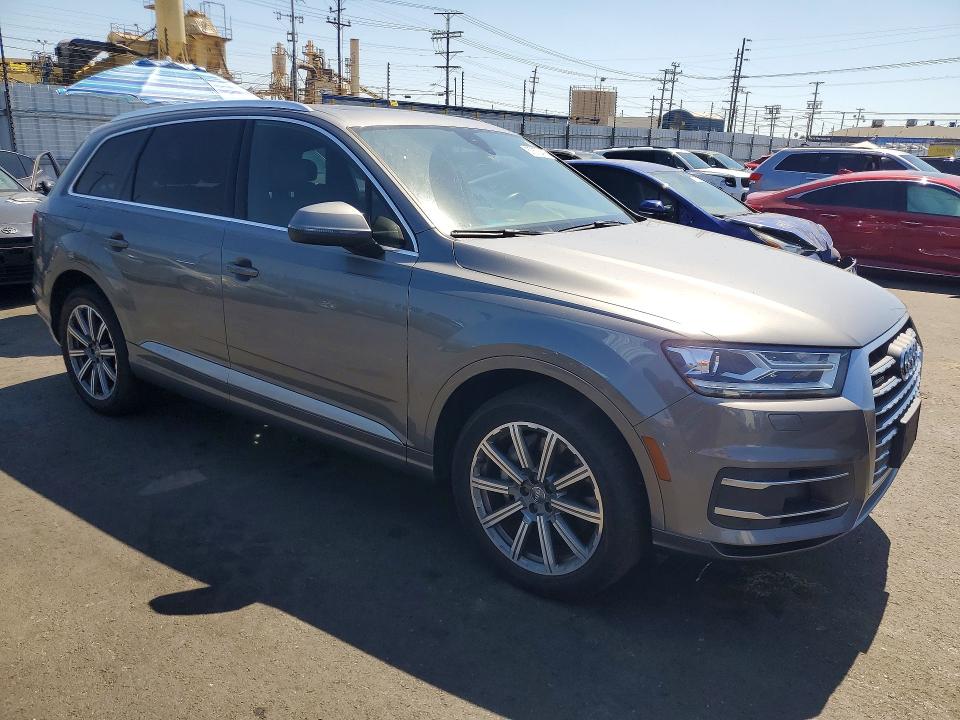 67672416 :رقم المزاد ، WA1AAAF77HD031773 vin ، 2017 Audi Q7 مزاد بيع