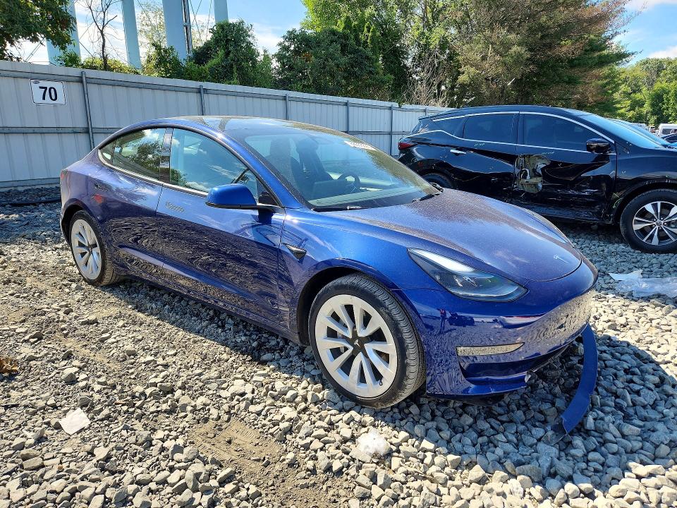 Продажа на аукционе авто 2022 Tesla Model 3, vin: 5YJ3E1EB5NF209113, номер лота: 68536226