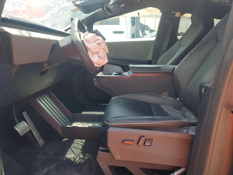 67429086 :رقم المزاد ، 7G2CEHED8RA022443 vin ، 2024 Tesla Cybertruck مزاد بيع