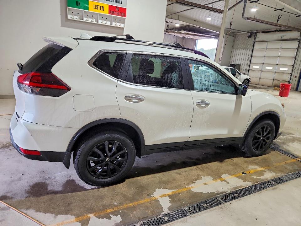 Продаж на аукціоні авто 2018 Nissan Rogue, vin: 5N1AT2MV3JC827483, номер лоту: 68348936