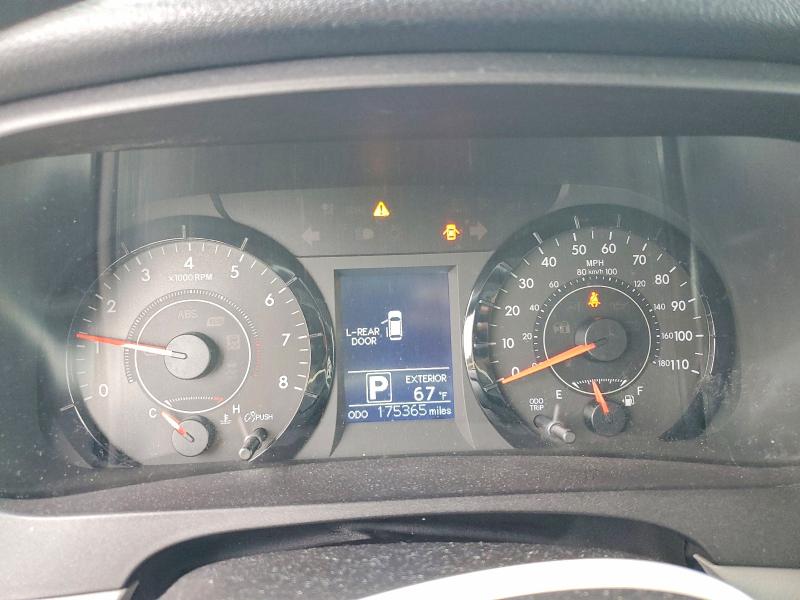 69148126 :رقم المزاد ، 5TDKZ3DC2HS776790 vin ، 2017 Toyota Sienna مزاد بيع