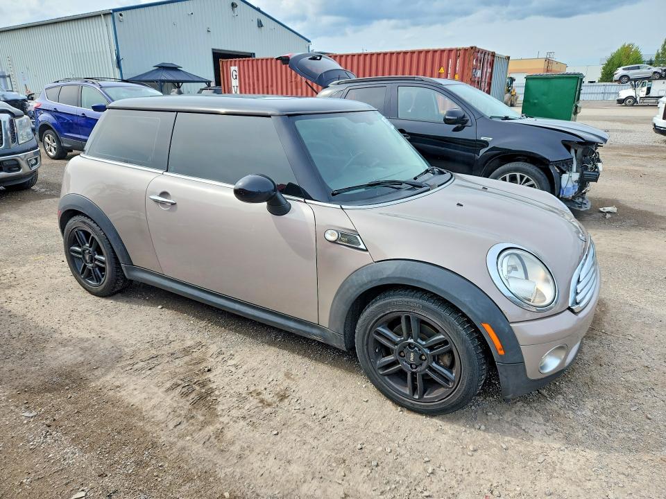 2013 Mini Cooper მანქანა იყიდება აუქციონზე, vin: WMWSU3C50DT689724, აუქციონის ნომერი: 65833436