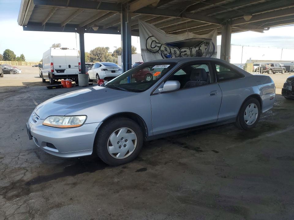 2001 Honda Accord მანქანა იყიდება აუქციონზე, vin: 1HGCG22401A036370, აუქციონის ნომერი: 68037056