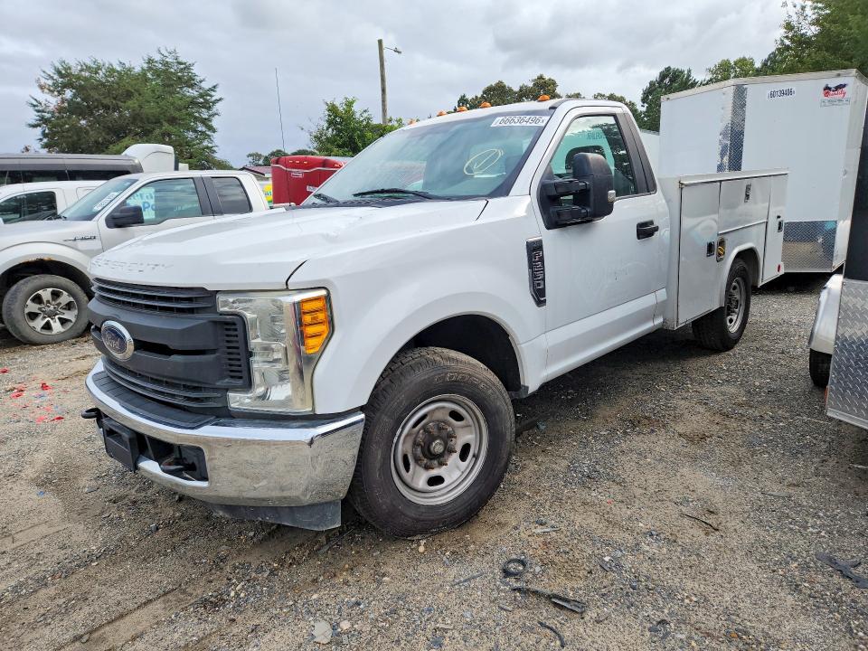 66636496 :رقم المزاد ، 1FDBF2A60HEB15018 vin ، 2017 Ford F250 مزاد بيع