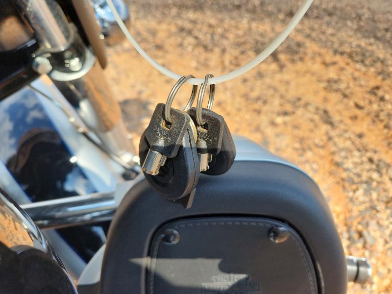 69004516 :رقم المزاد ، 1HD1KEM12CB685558 vin ، 2012 Harley-davidson Flhtk مزاد بيع