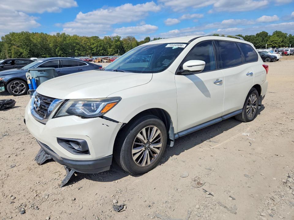 70550886 :رقم المزاد ، 5N1DR2MN8HC641170 vin ، 2017 Nissan Pathfinder مزاد بيع
