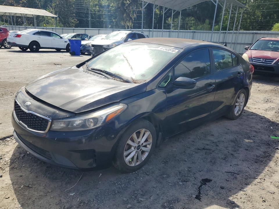 2017 Kia Forte მანქანა იყიდება აუქციონზე, vin: 3KPFL4A76HE043586, აუქციონის ნომერი: 67343516
