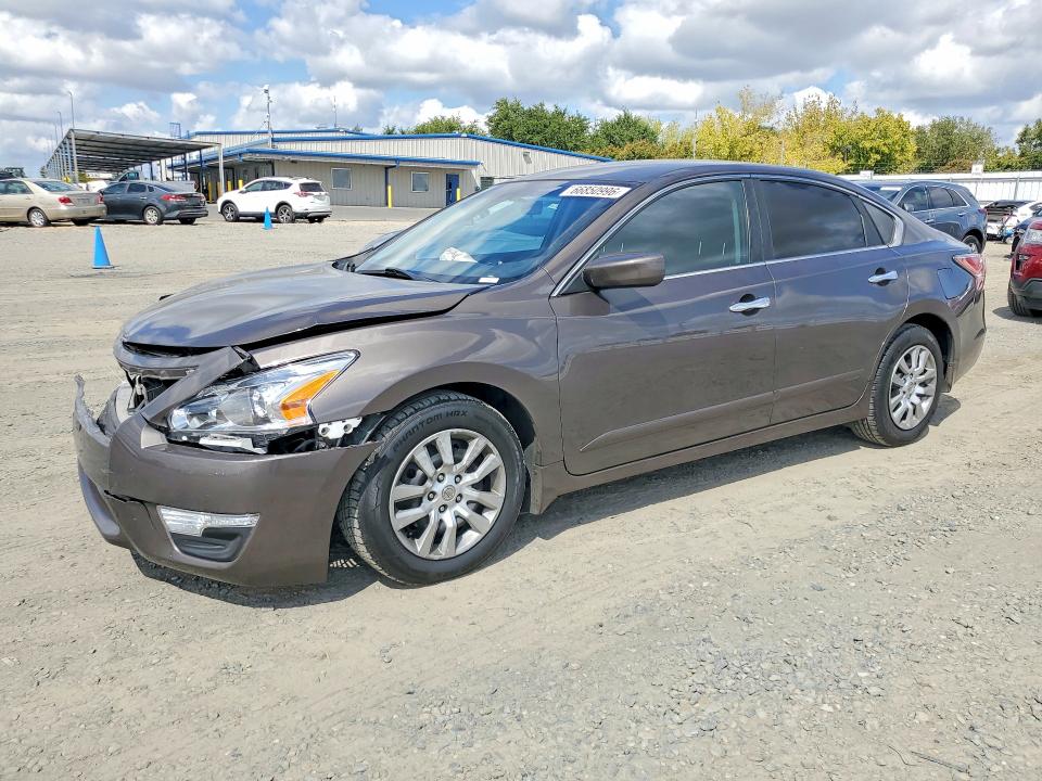 Продаж на аукціоні авто 2015 Nissan Altima, vin: 1N4AL3AP2FN923381, номер лоту: 66850996