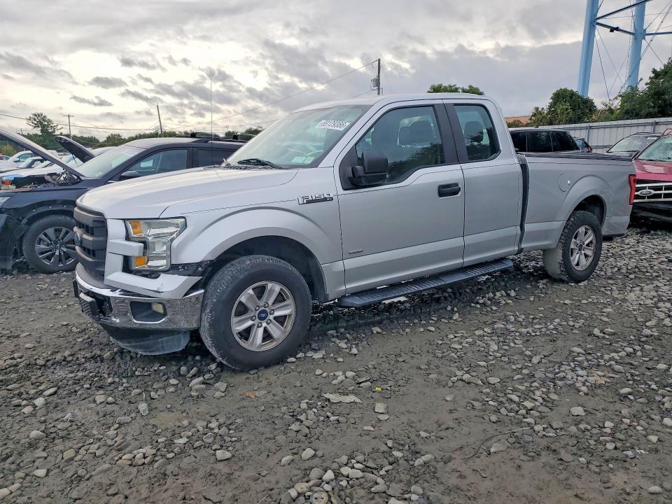 69129386 :رقم المزاد ، 1FTEX1CP3FKE79608 vin ، 2015 Ford F150 مزاد بيع