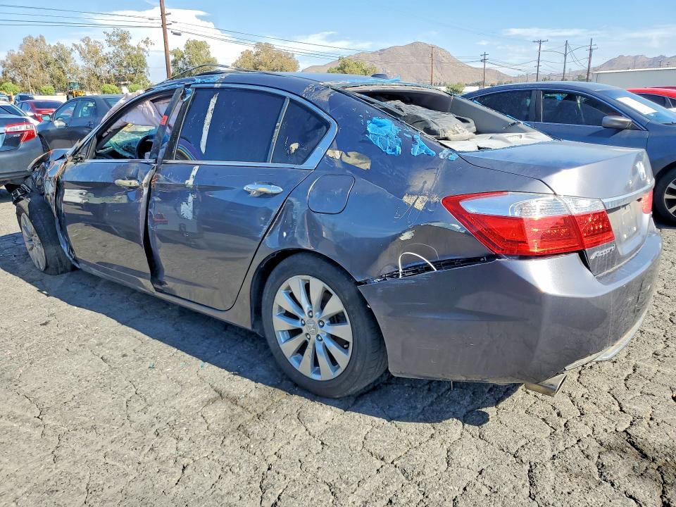 Продажа на аукционе авто 2015 Honda Accord, vin: 1HGCR3F87FA038413, номер лота: 68562706