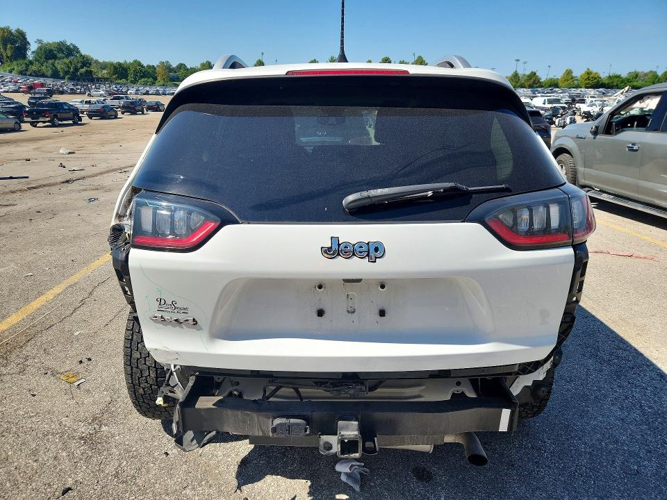 2020 Jeep Cherokee მანქანა იყიდება აუქციონზე, vin: 1C4PJMLX1LD632823, აუქციონის ნომერი: 67318056