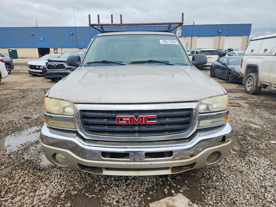 Продаж на аукціоні авто 2004 Gmc New Sierra, vin: 2GTEC19T041255855, номер лоту: 69612356