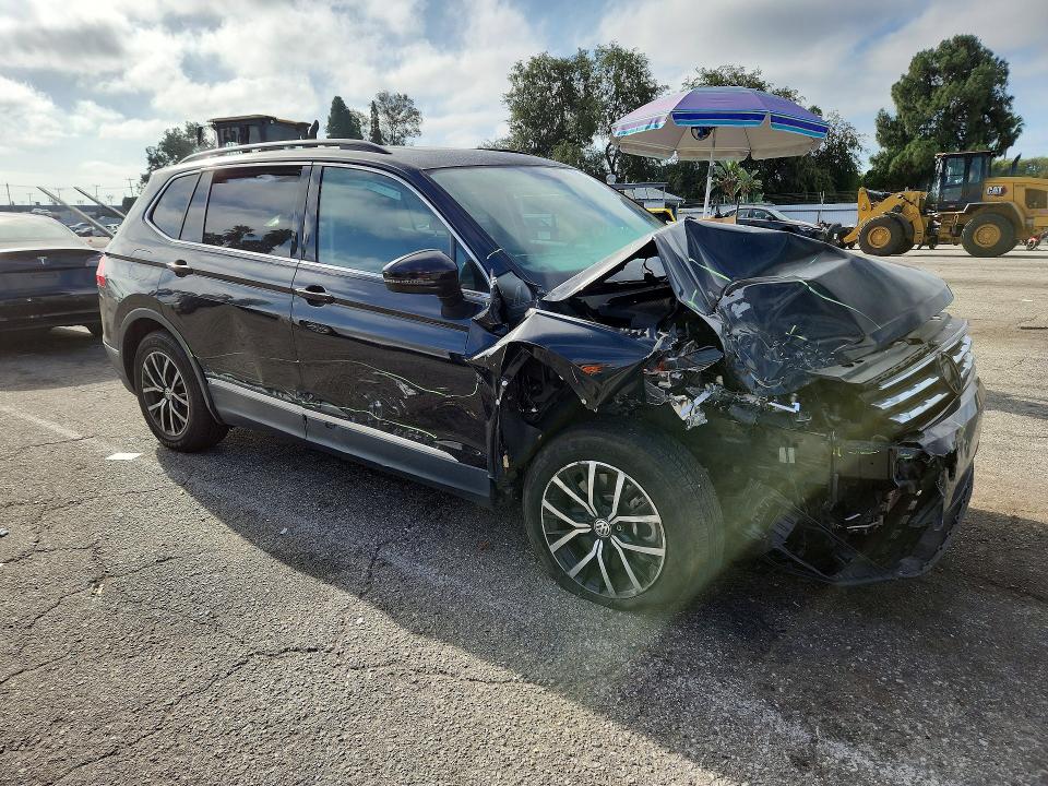 Продажа на аукционе авто 2021 Volkswagen Tiguan, vin: 3VV3B7AX9MM013622, номер лота: 67196996
